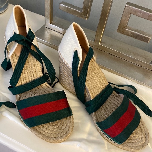 Gucci canvas/espadrille wedge sandals - Picture 7 of 7
